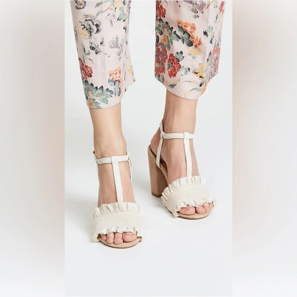 Jaggar The Label Step Up Block Heel Oatmeal Summer Sandals Pump Vacation Causal